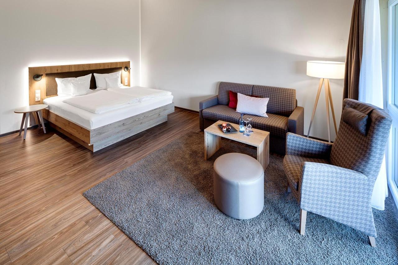 Hotel Kuehberg オーベルストドルフ エクステリア 写真