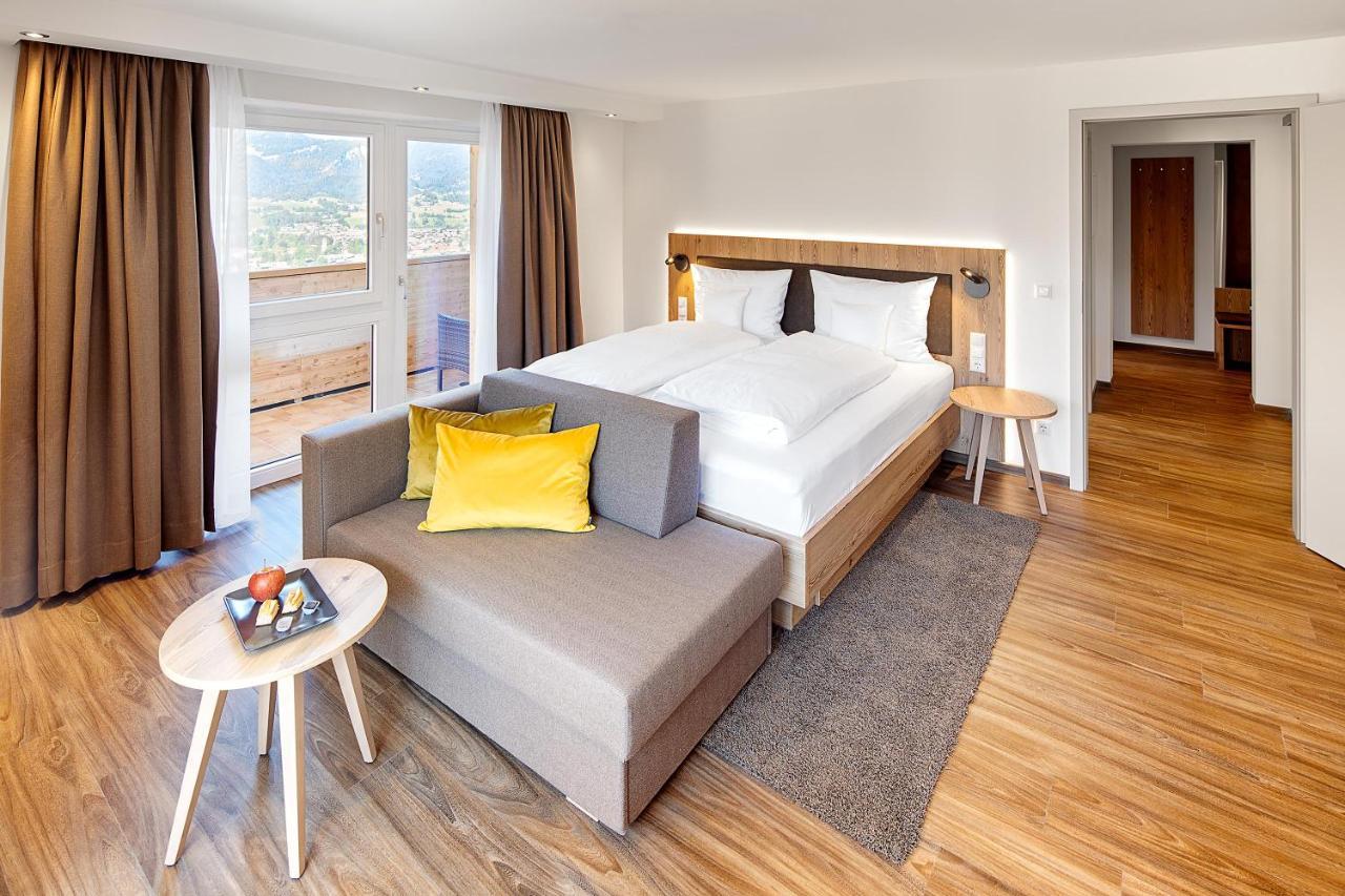Hotel Kuehberg オーベルストドルフ エクステリア 写真