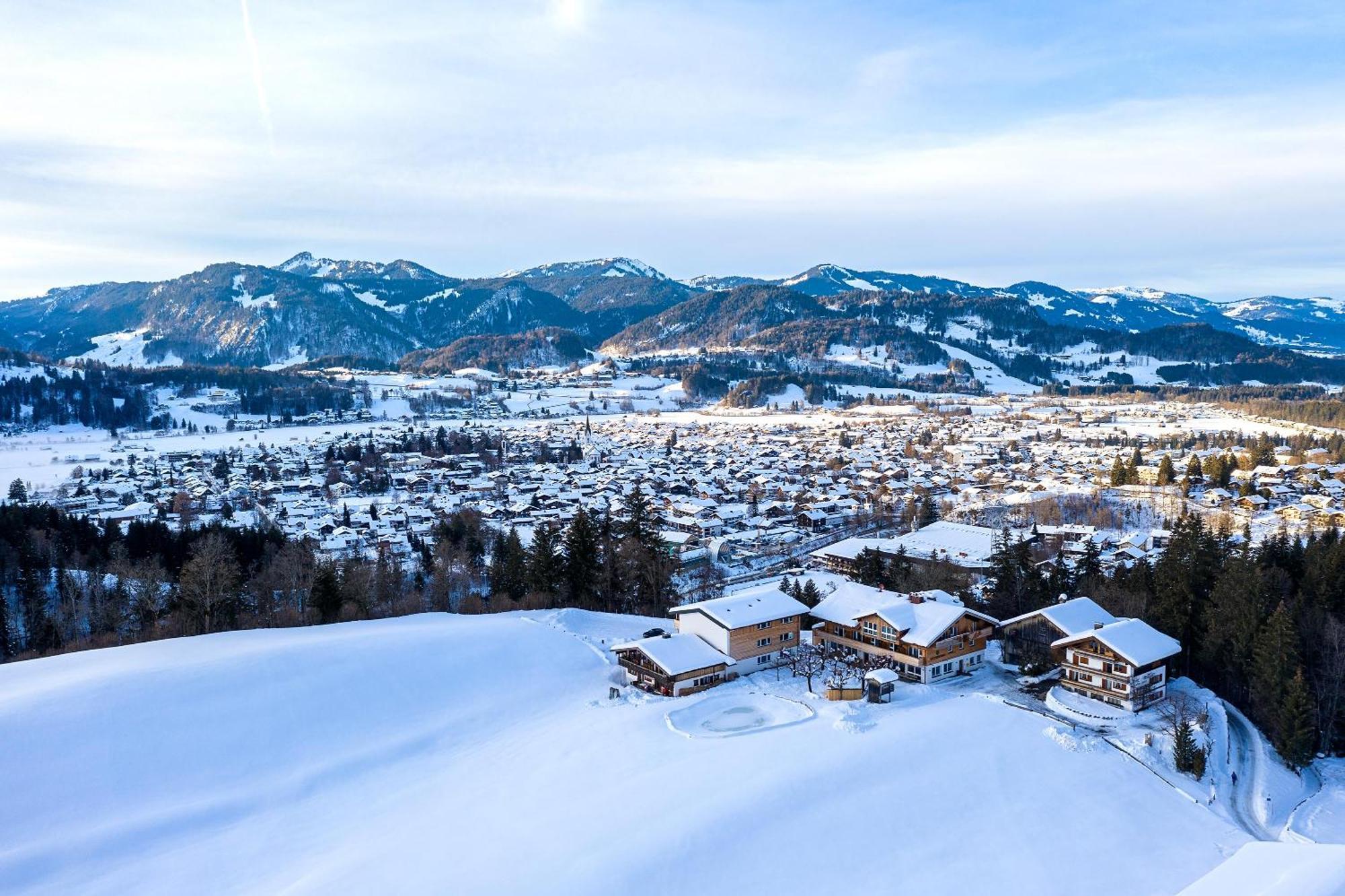 Hotel Kuehberg オーベルストドルフ エクステリア 写真