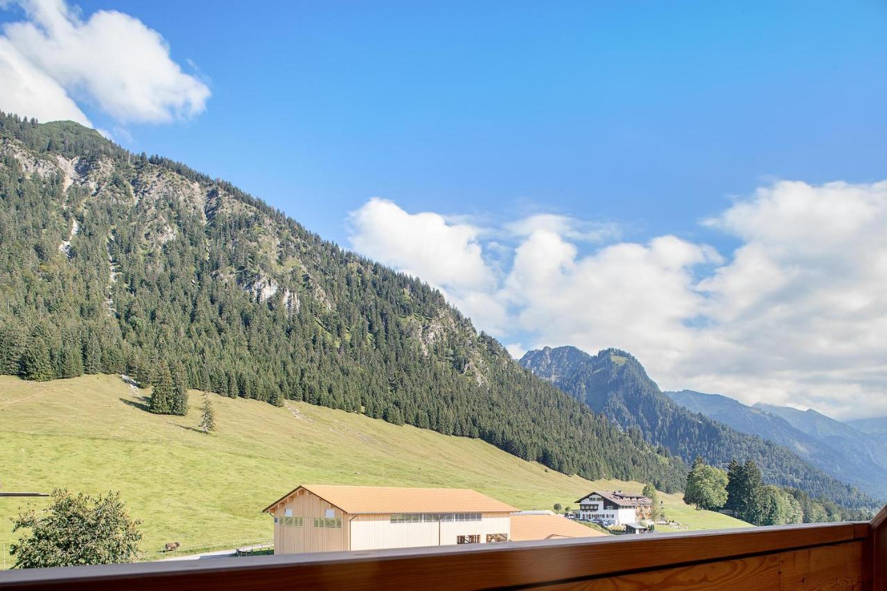 Hotel Kuehberg オーベルストドルフ エクステリア 写真